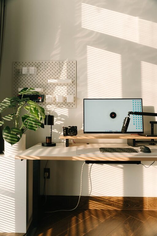Easy Ways to Add Nature to Your Workspace for a Calmer Day